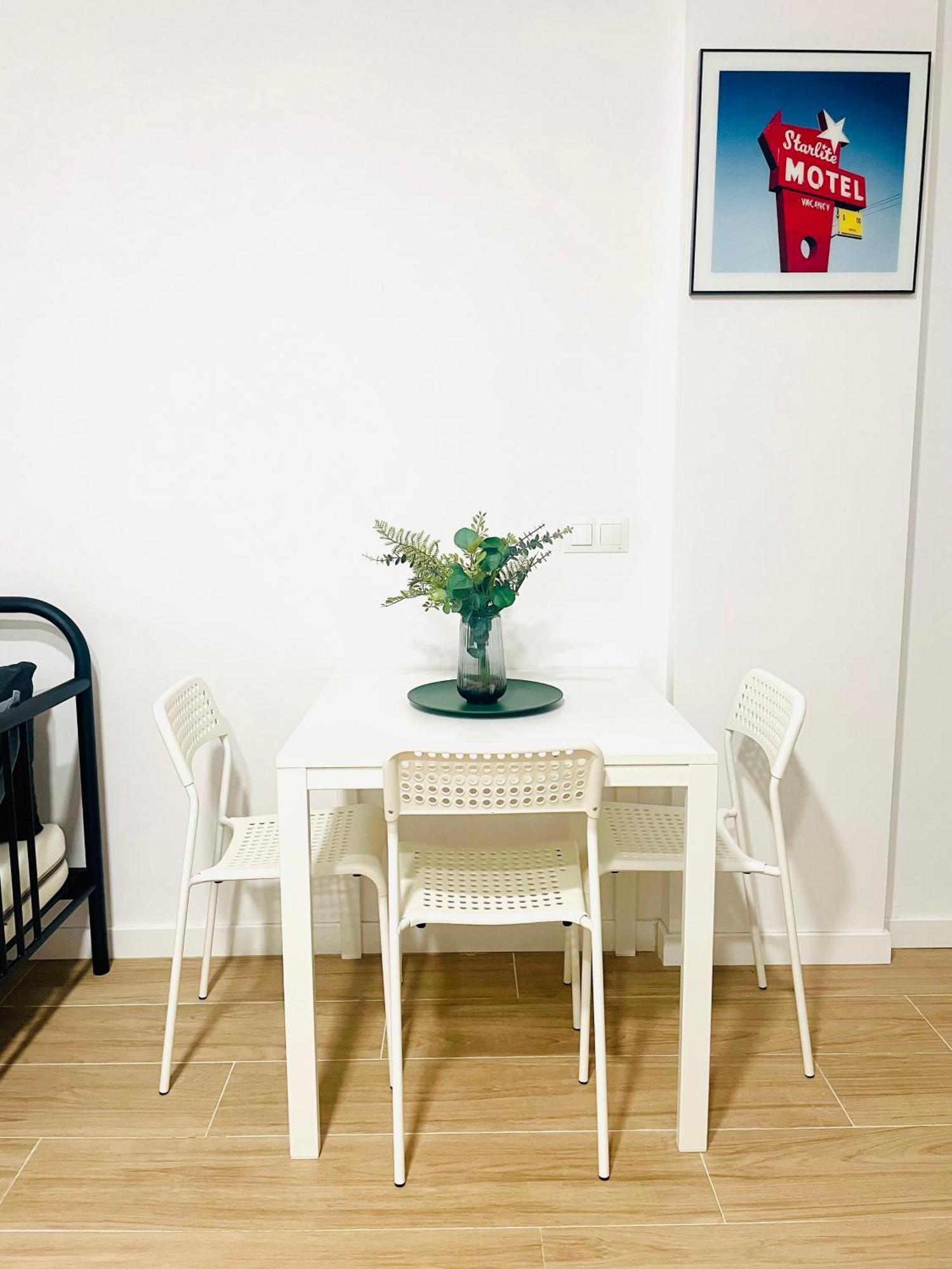 Completo Y Bello Apartamento En Malaga Exterior photo