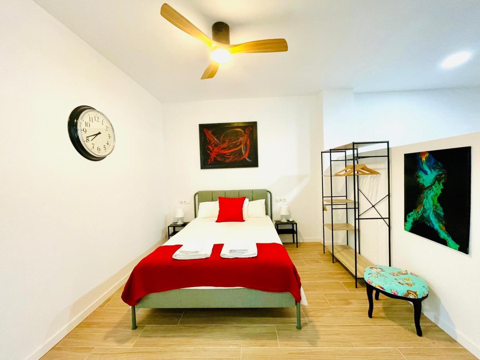 Completo Y Bello Apartamento En Malaga Exterior photo
